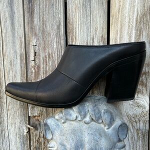 NWT Jeffrey Campbell Hold Em Mule Leather Black 9